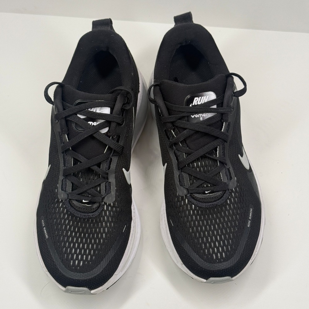 Nike Vomero 18 Sneaker Lace Up Black Mesh ZoomX Running Comfort Size 7.5 - Picture 2 of 8